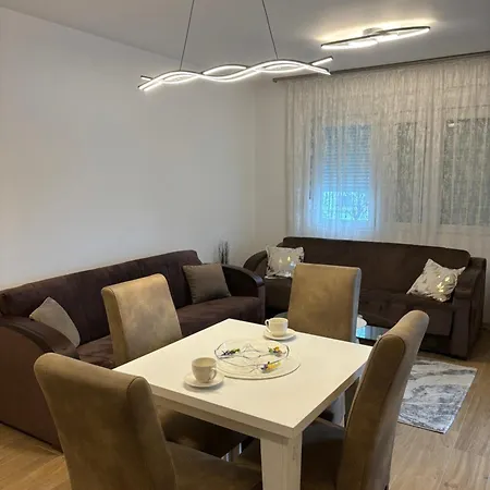 Popovic Apartment Ub