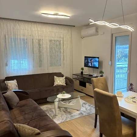 Popovic Apartment